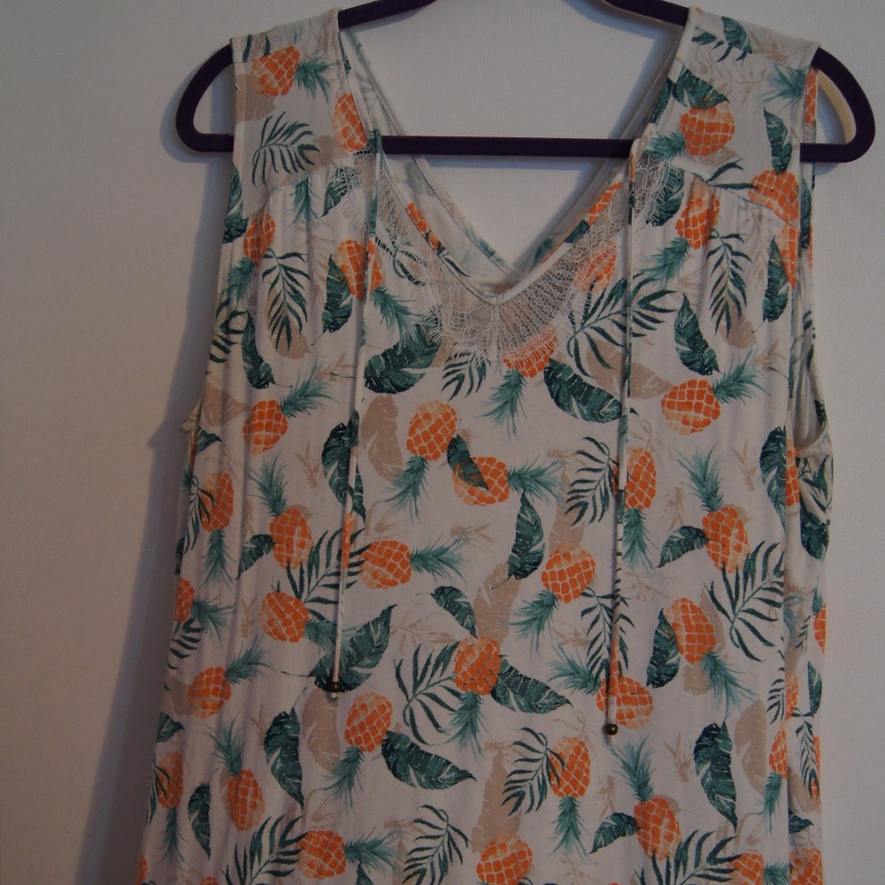 Style & Co sleeveless blouse